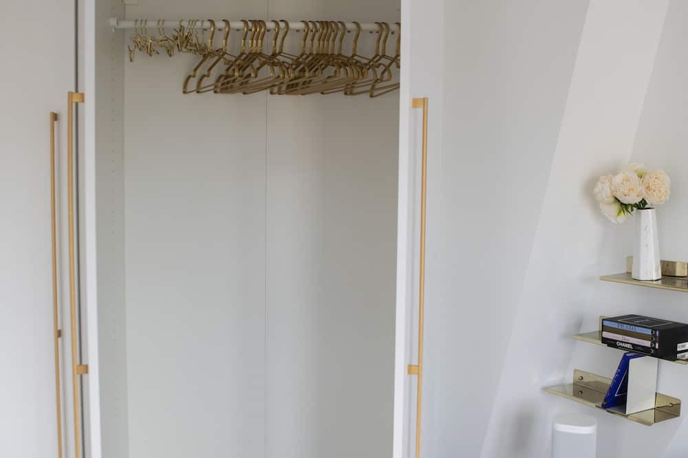 Photo of Bedroom in Quartier de la Plaine-de-Monceaux
