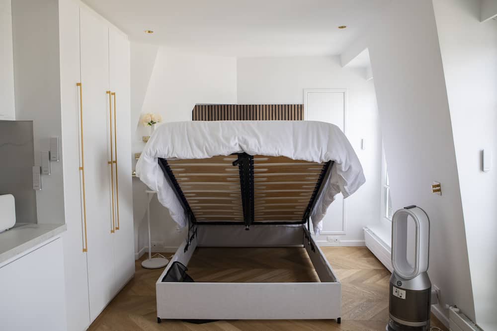 Photo of Bedroom in Quartier de la Plaine-de-Monceaux