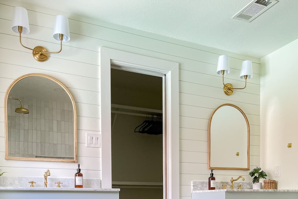 Photo of Bathroom in Grapevine