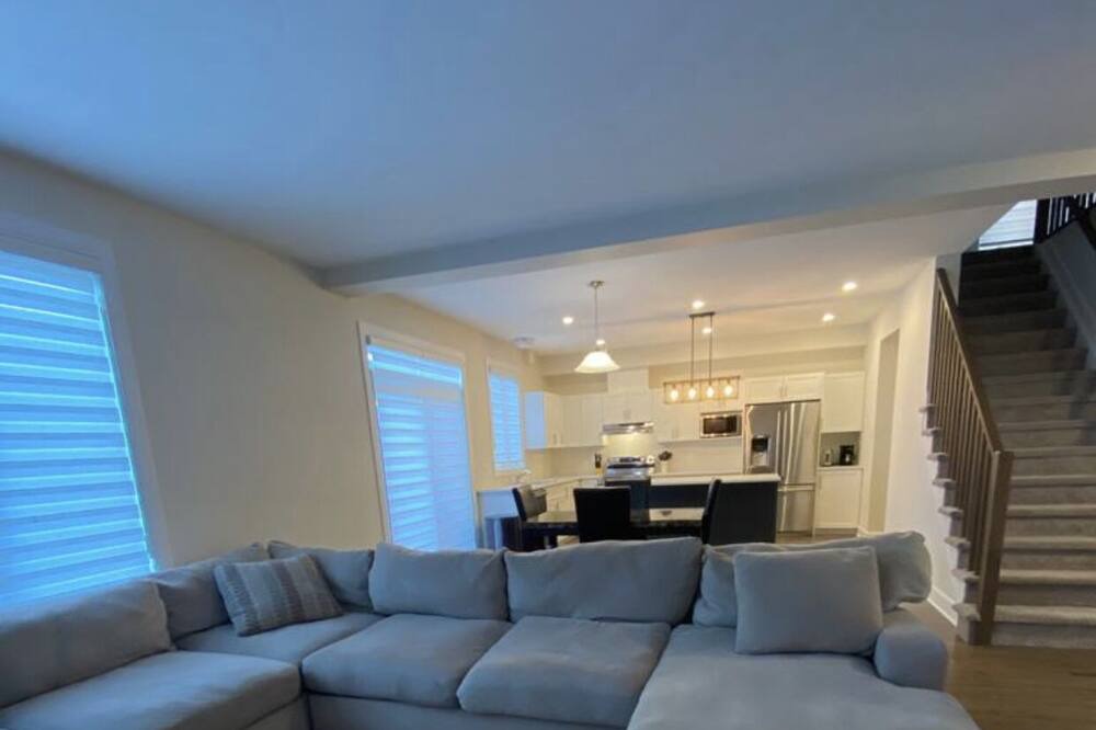 Photo of Livingroom in Carleton Place