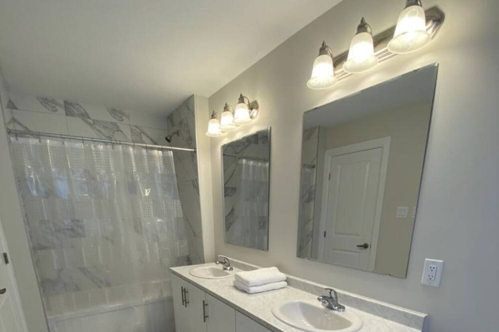 Photo of Bathroom in Carleton Place