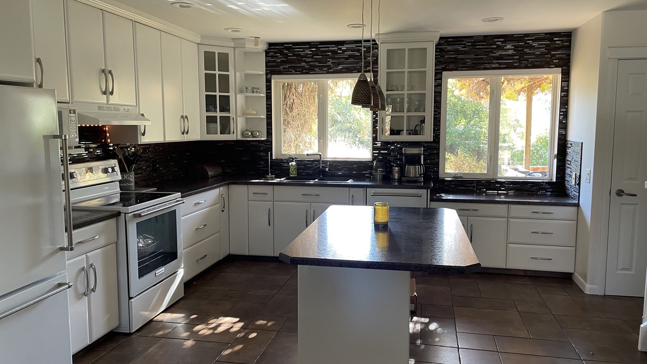 Photo of Kitchen in Saskatoon Downtown