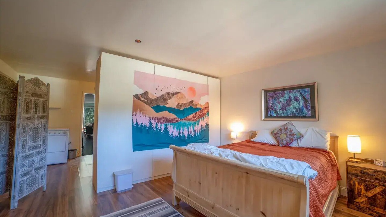 Photo of Bedroom in Claremont Hills