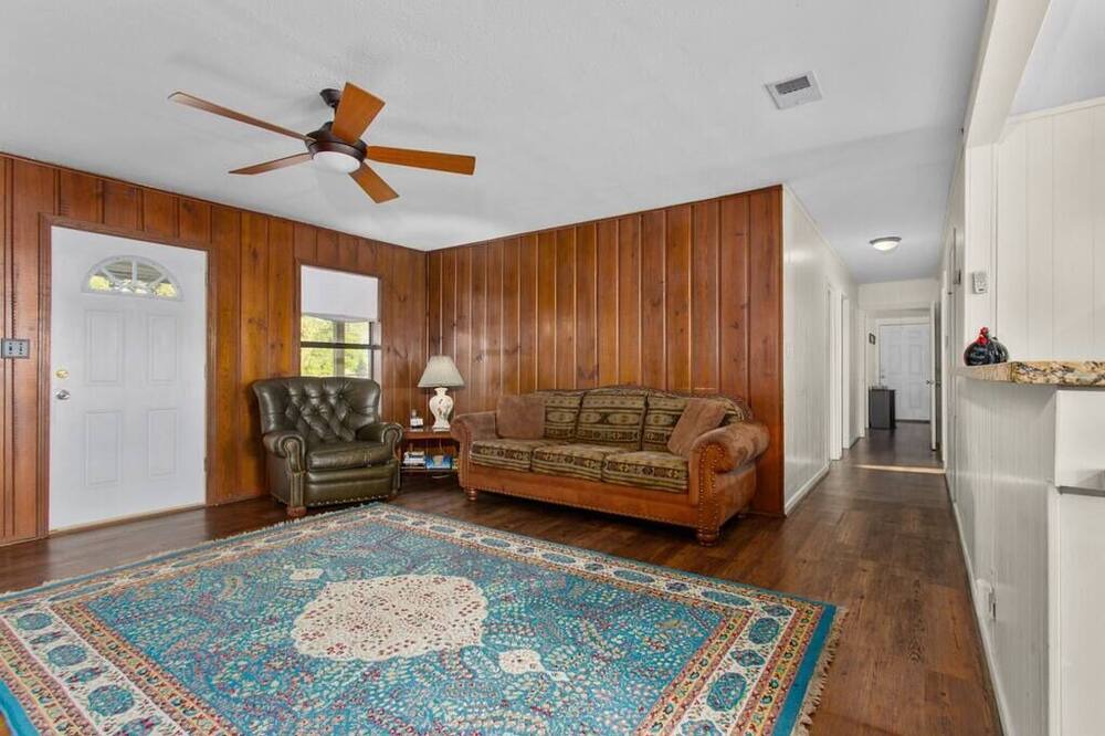 Photo of Bedroom in Lufkin