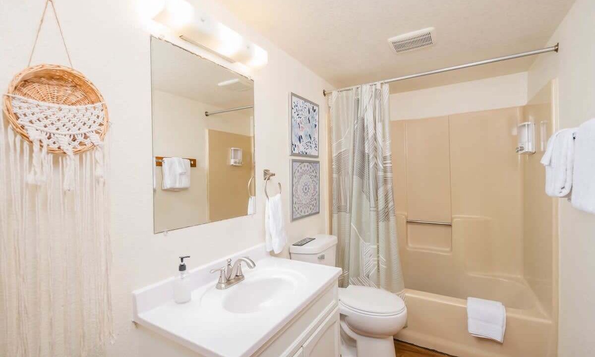Photo of Bathroom in Kaukauna