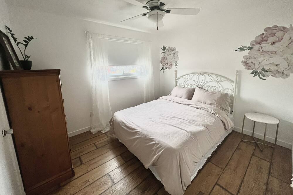 Photo of Bedroom in Sault Ste. Marie
