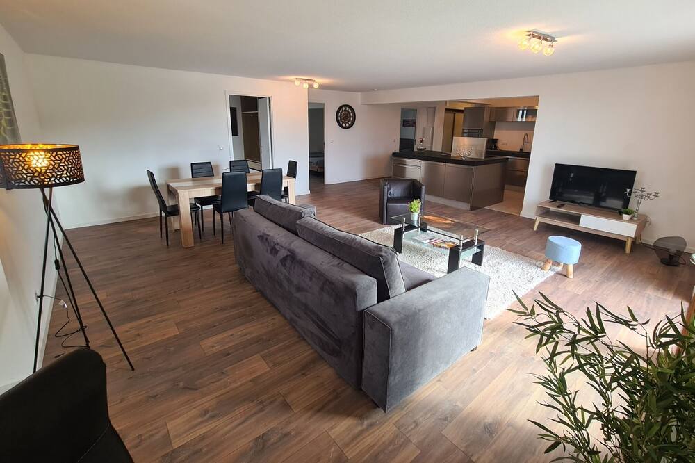 Photo of Livingroom in Presilly