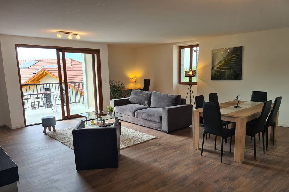 Photo of Livingroom in Presilly