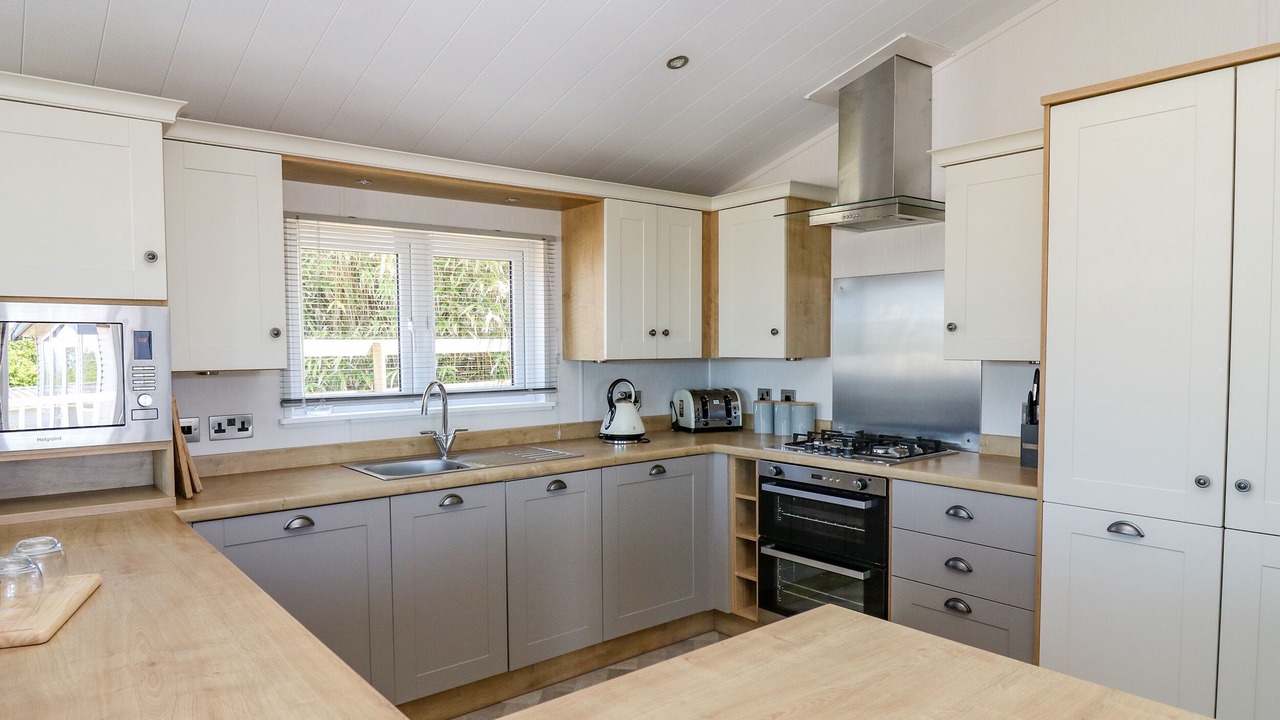 Photo of Others in Borth