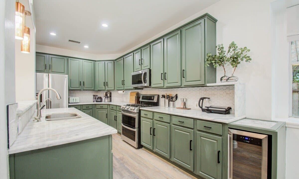 Photo of Kitchen in College Park