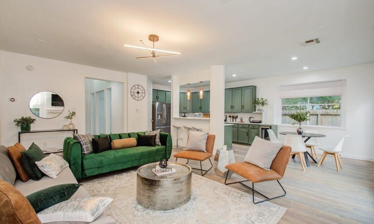 Photo of Livingroom in College Park