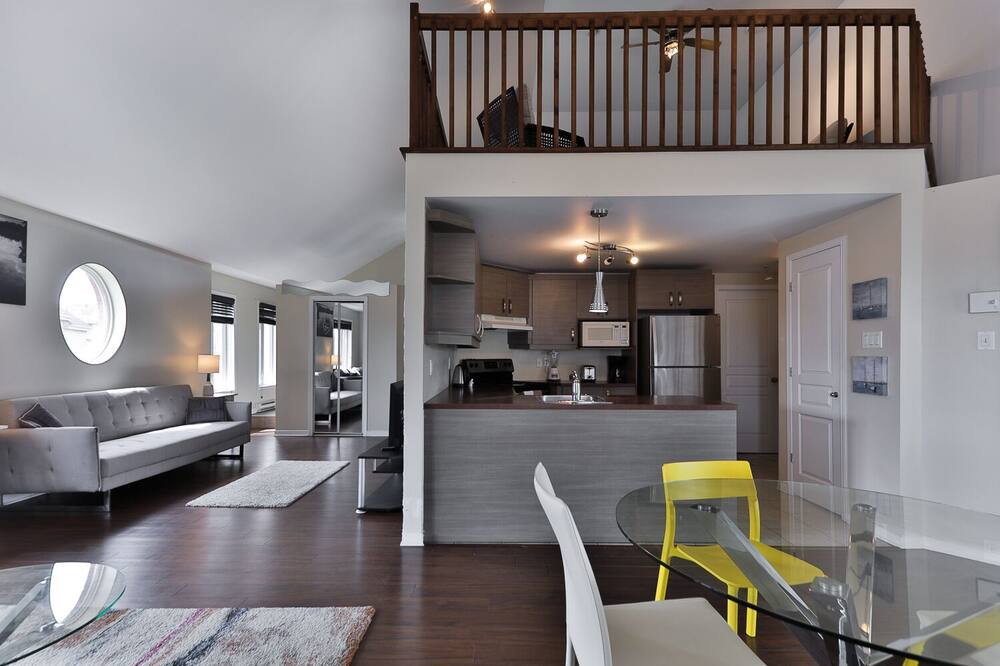 Photo of Livingroom in Brossard