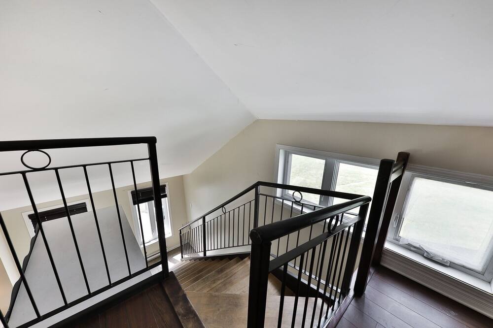 Photo of Bedroom in Brossard