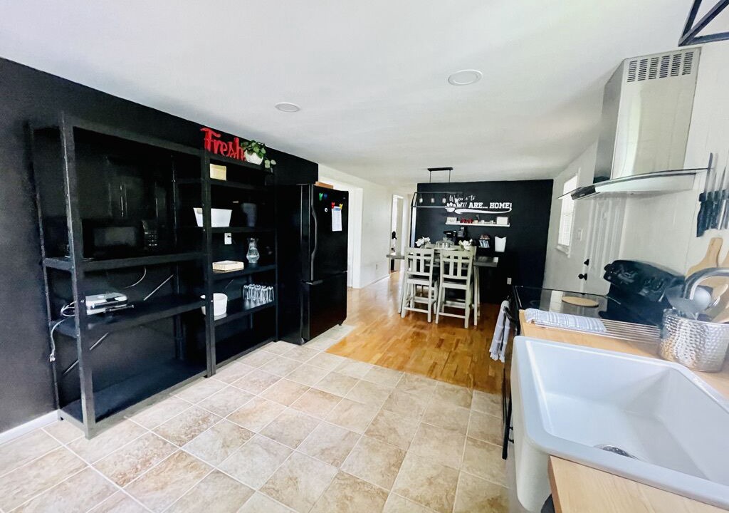 Photo of Kitchen in Warriors Mark