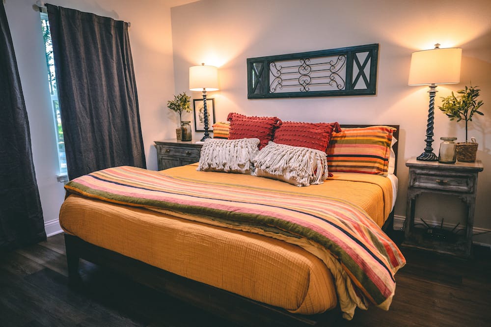 Photo of Bedroom in Lone Star