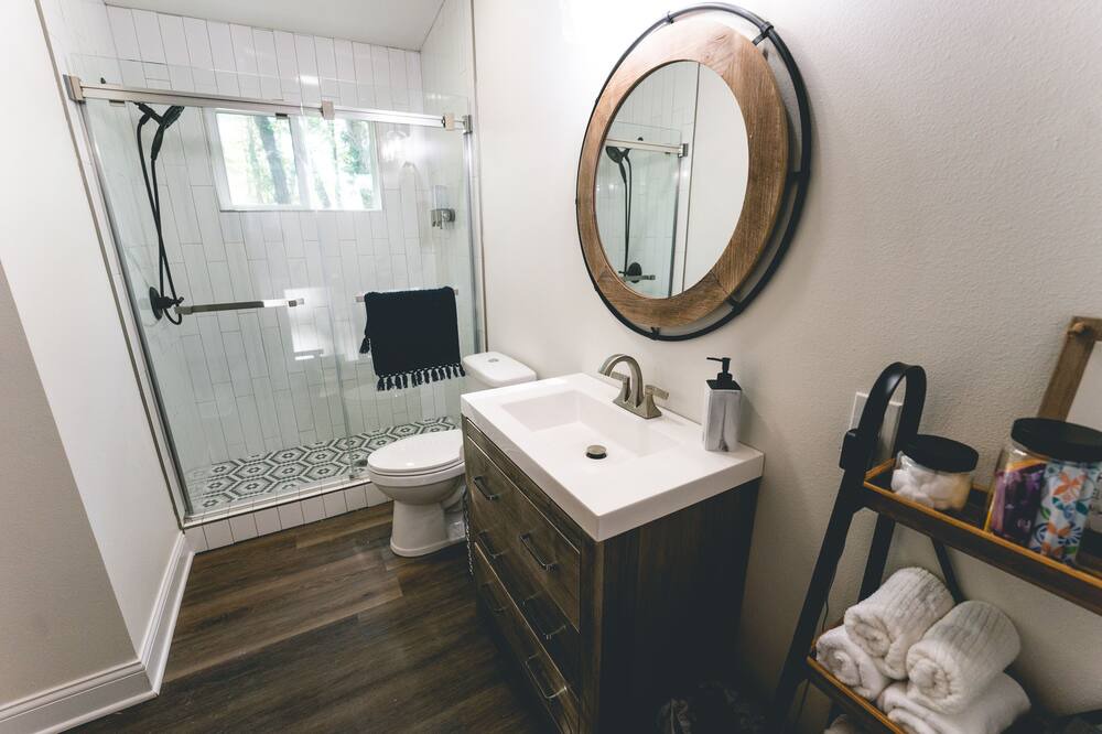 Photo of Bathroom in Lone Star
