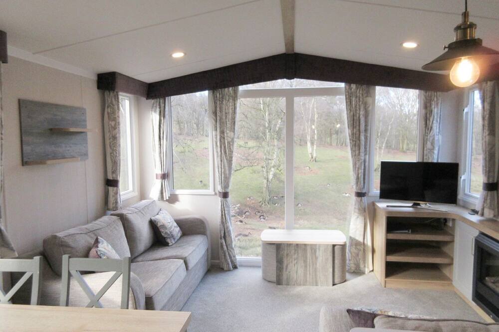 Photo of Livingroom in Rugeley