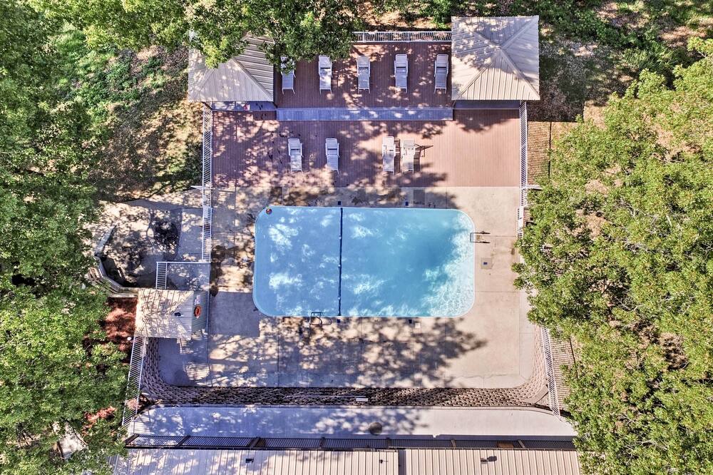 Photo of Outdoor in Notch Estates