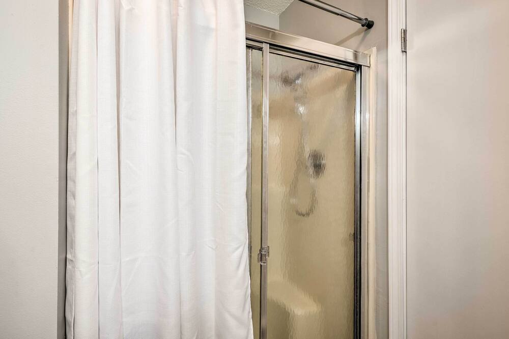 Photo of Bathroom in Notch Estates