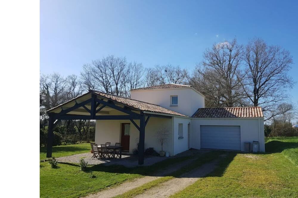 Photo of Outdoor in Belleville-sur-Vie