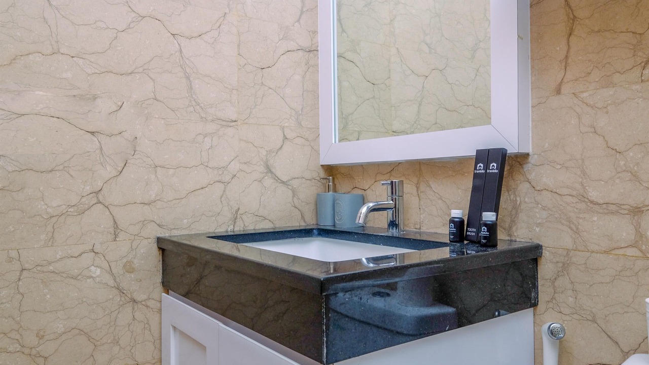 Photo of Bathroom in Pancoran