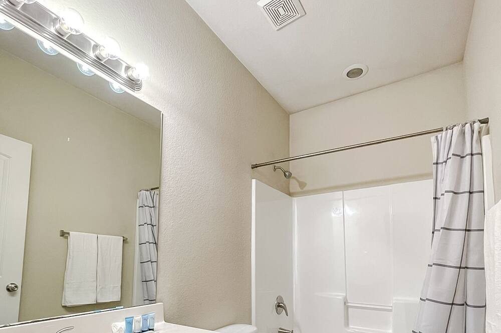 Photo of Bathroom in Stillwater