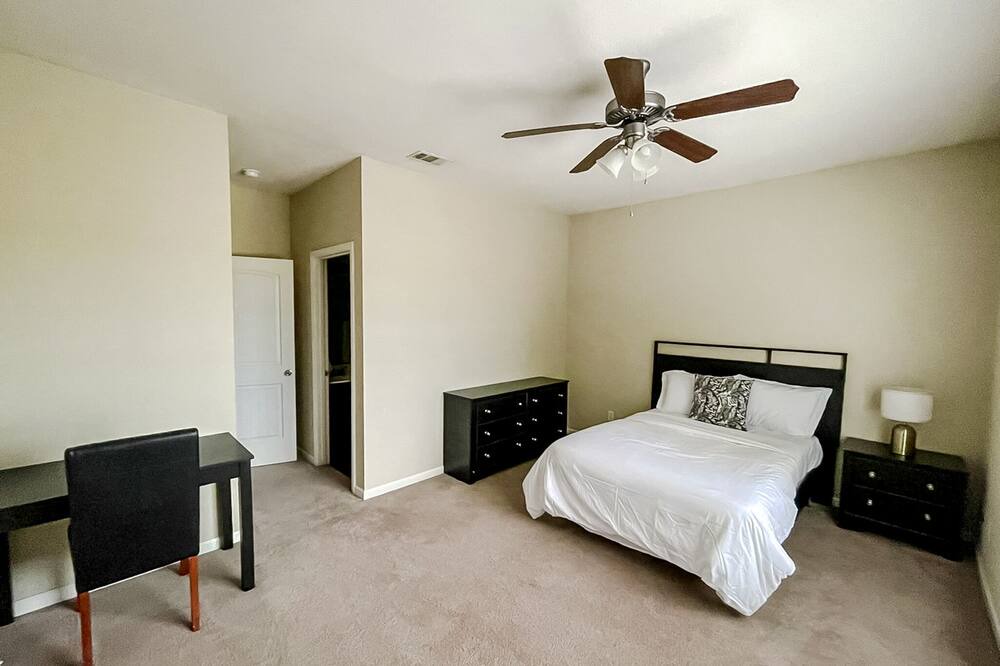 Photo of Bedroom in Stillwater