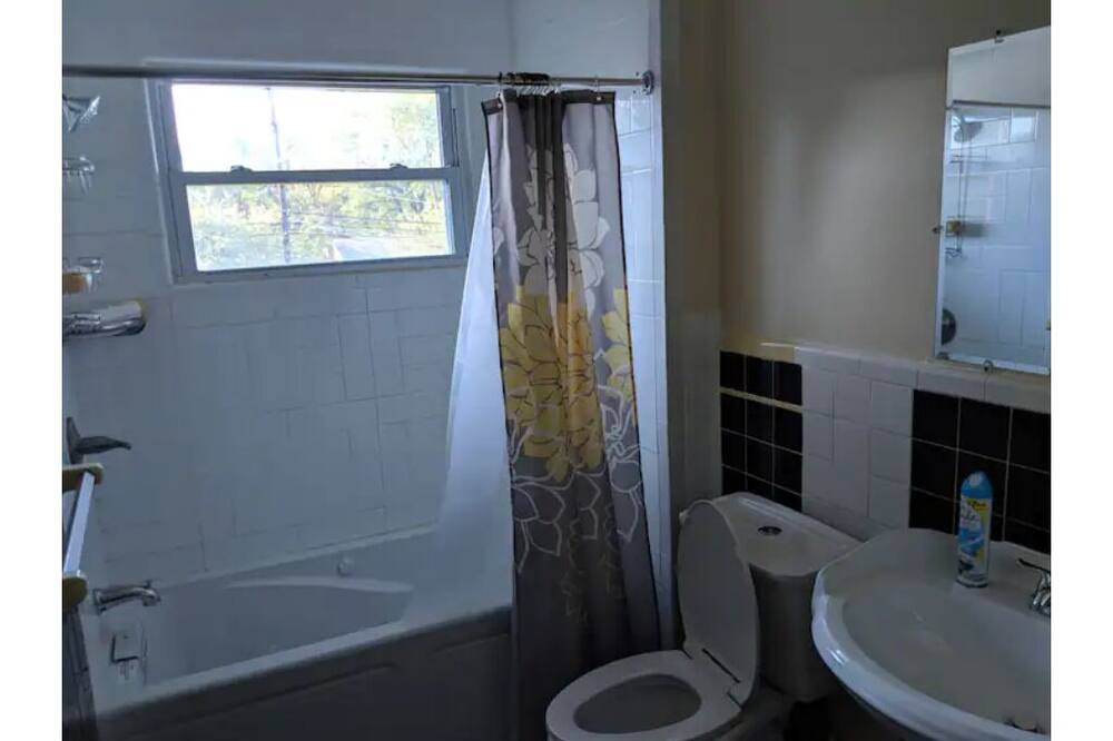 Photo of Bathroom in Hillandale