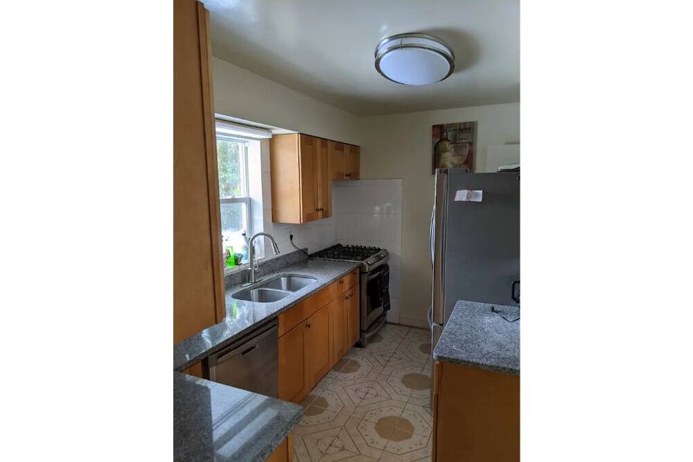 Photo of Kitchen in Hillandale