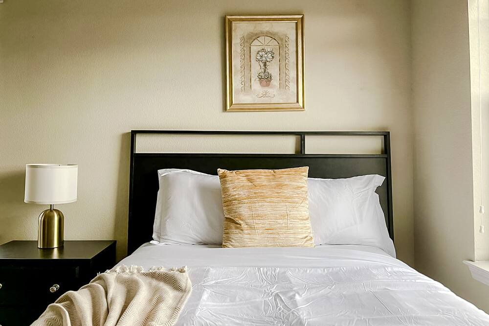 Photo of Bedroom in Stillwater