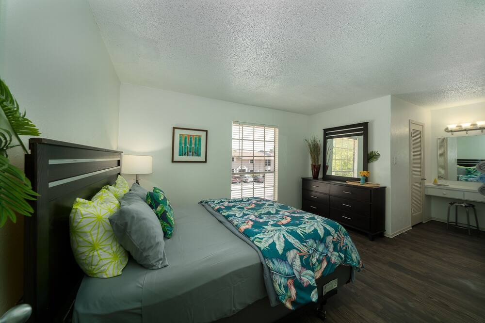 Photo of Bedroom in Hyde Park
