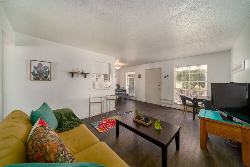 Photo of Livingroom in Hyde Park