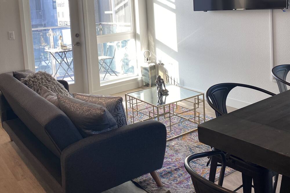Photo of Livingroom in Old Pasadena