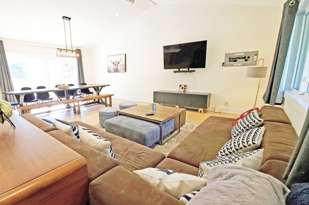 Photo of Livingroom in Virginia