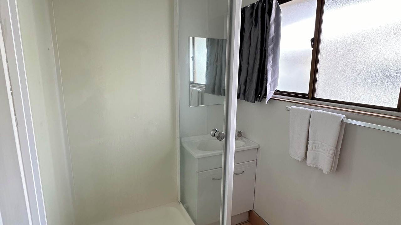 Photo of Bathroom in Mangere