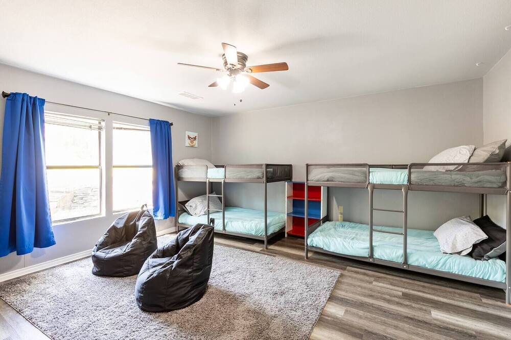 Photo of Bedroom in Gordonville