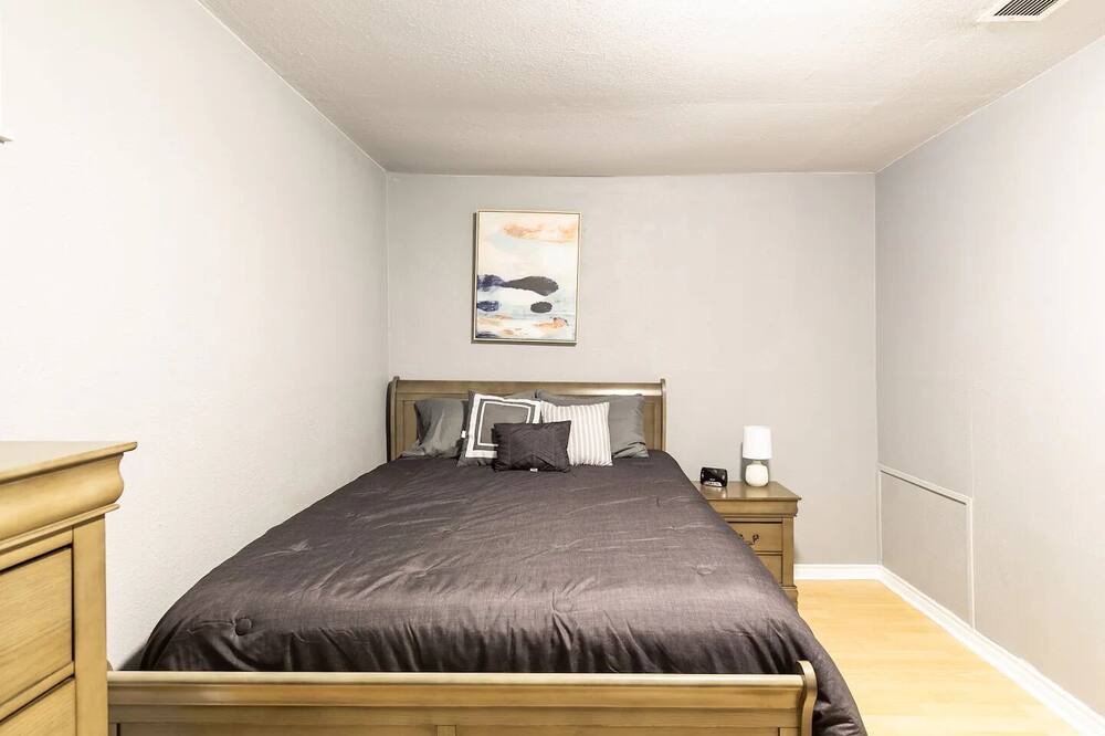 Photo of Bedroom in Gordonville