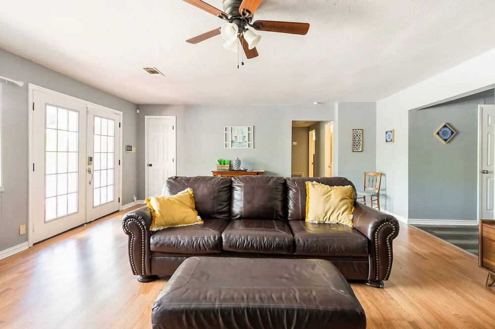 Photo of Livingroom in Gordonville