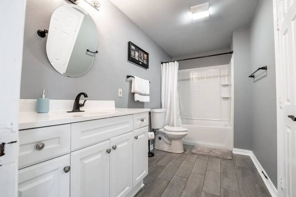 Photo of Bathroom in Gordonville