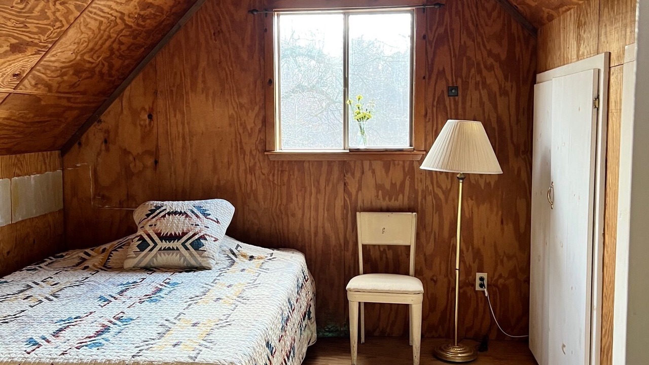 Photo of Bedroom in Noble