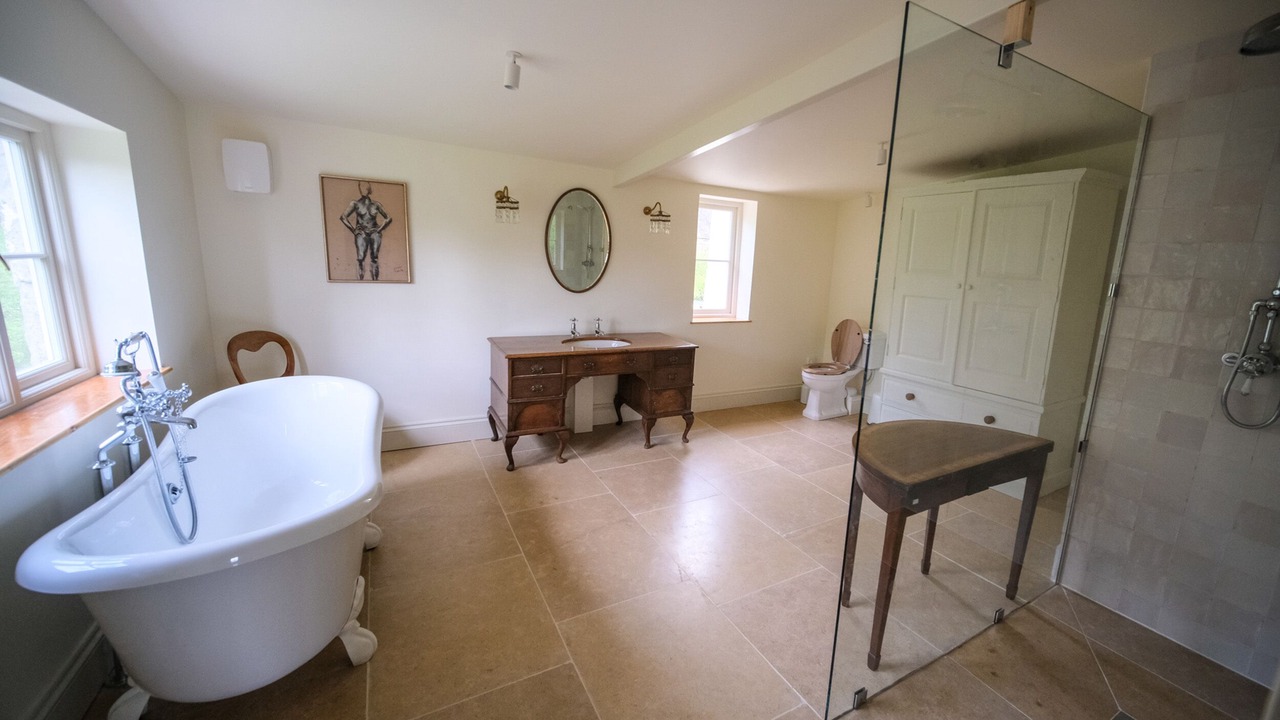 Photo of Others in Felindre Farchog