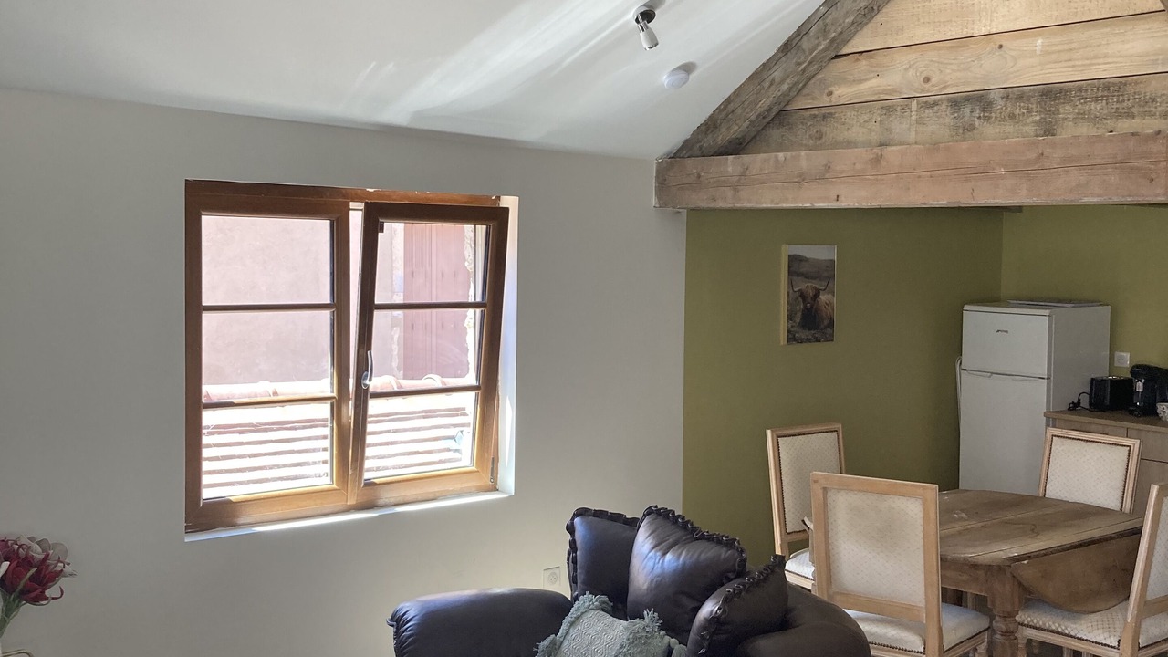 Photo of Livingroom in Saint-Usage