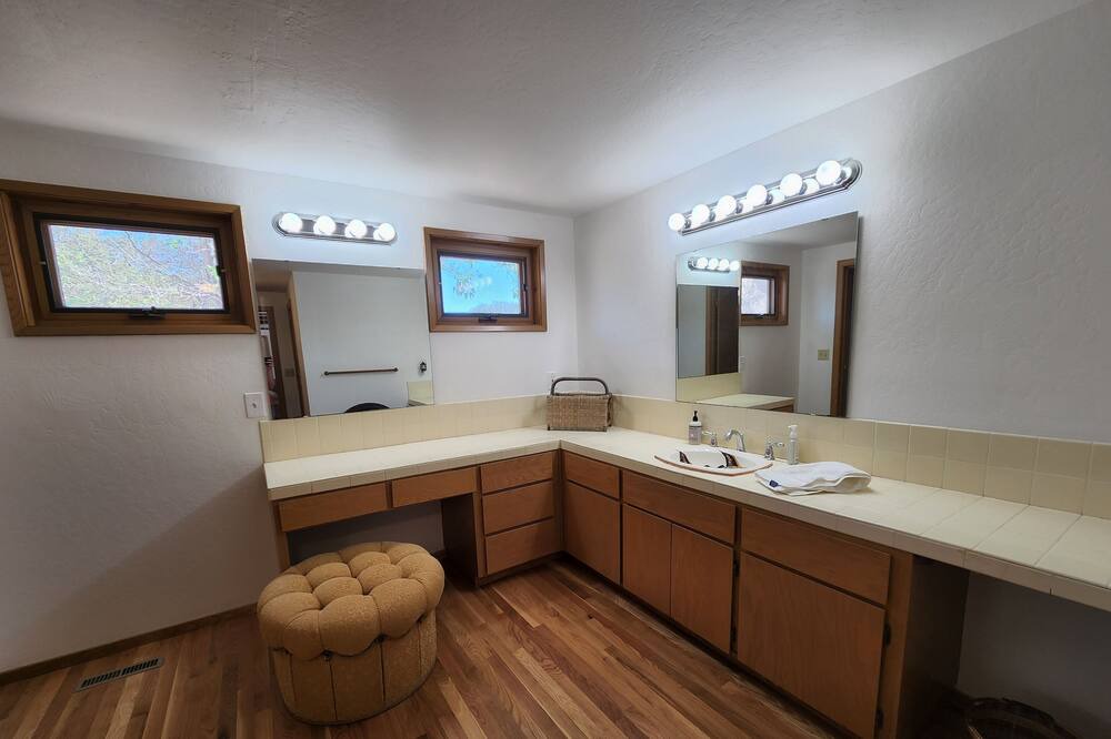 Photo of Bathroom in Paicines