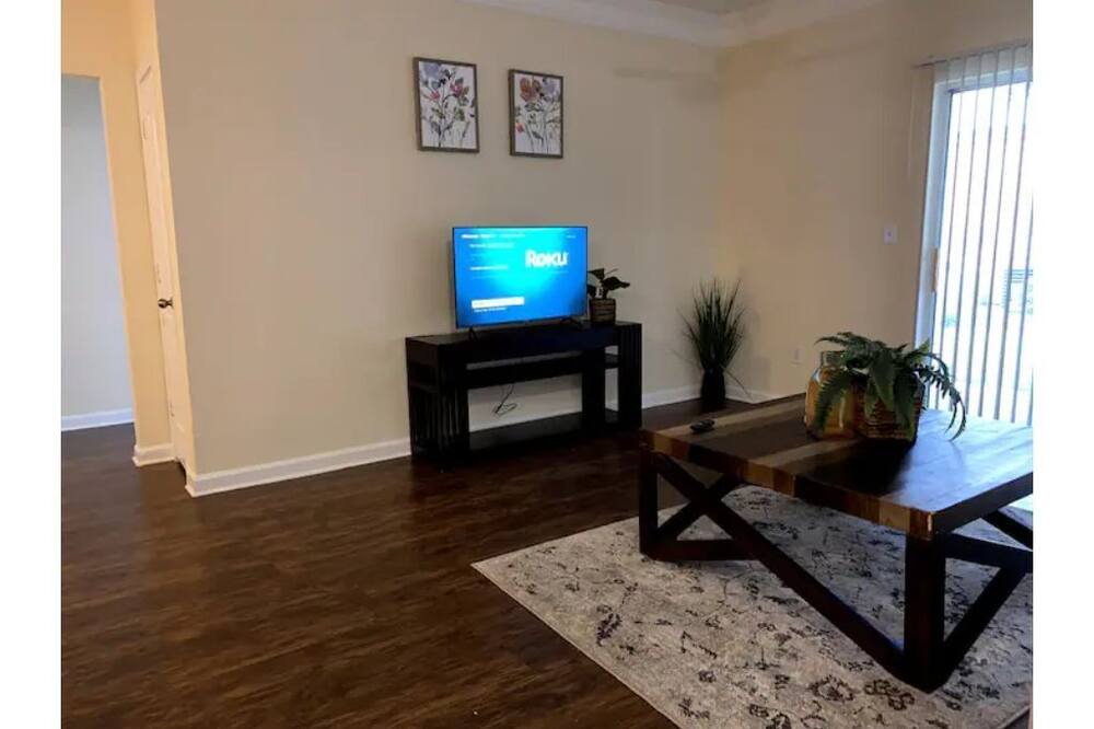 Photo of Livingroom in Westchase