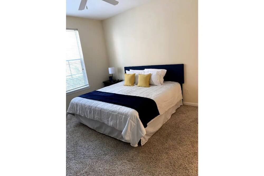 Photo of Bedroom in Westchase