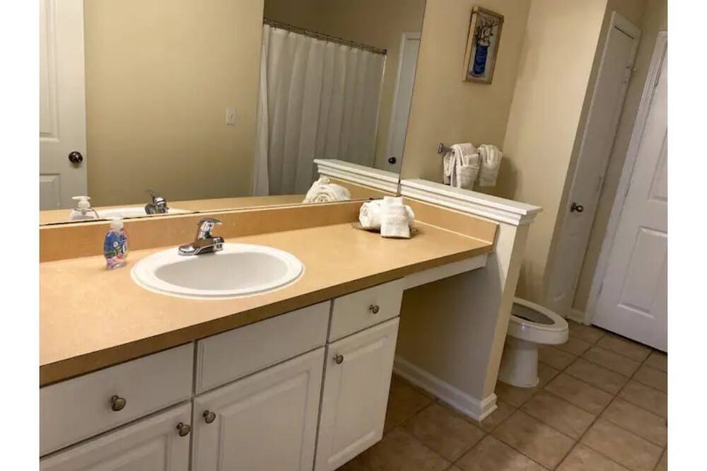 Photo of Bathroom in Westchase