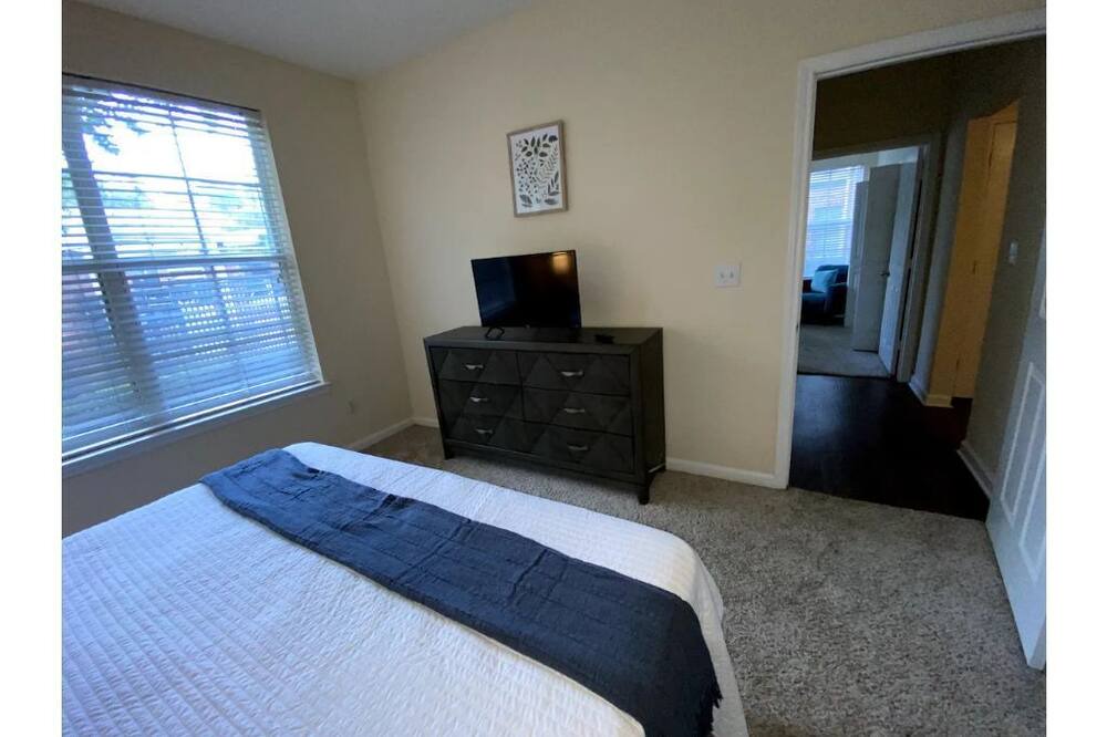 Photo of Bedroom in Westchase