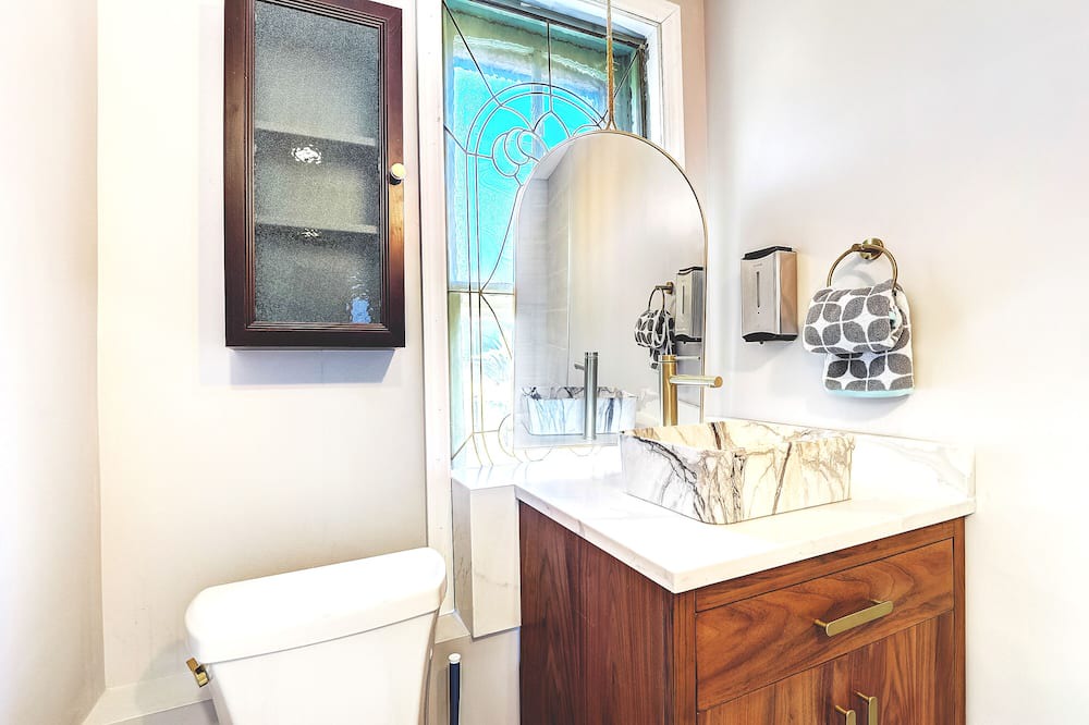 Photo of Bedroom in Woodbury