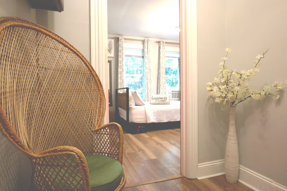 Photo of Others in Woodbury