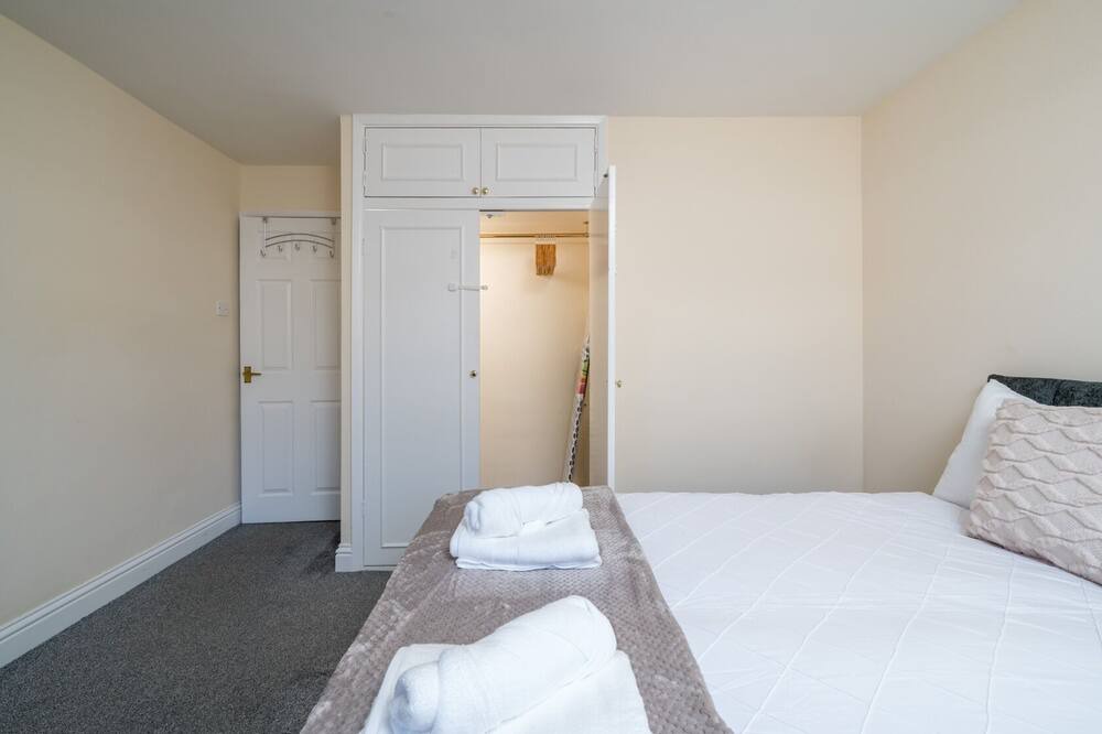 Photo of Others in Redhill